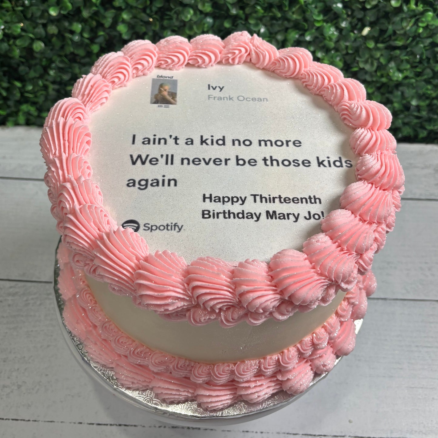 Photo on Top (view branded/logo cakes to add this feature)