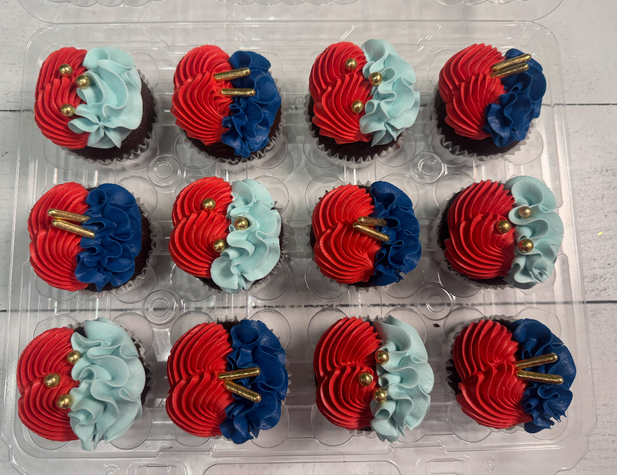 Deluxe Buttercream Cupcakes