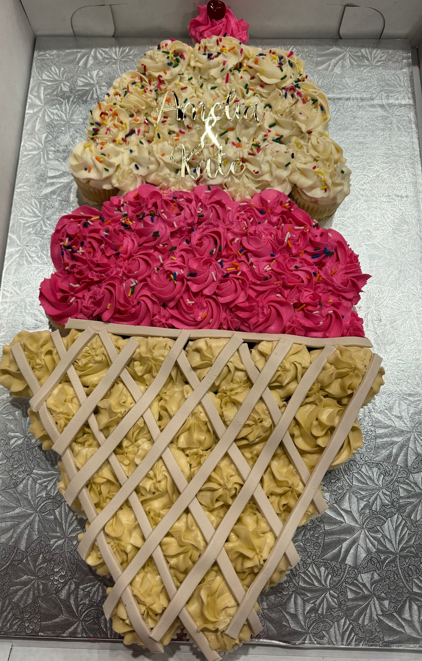 Ice cream Cupcake Cake