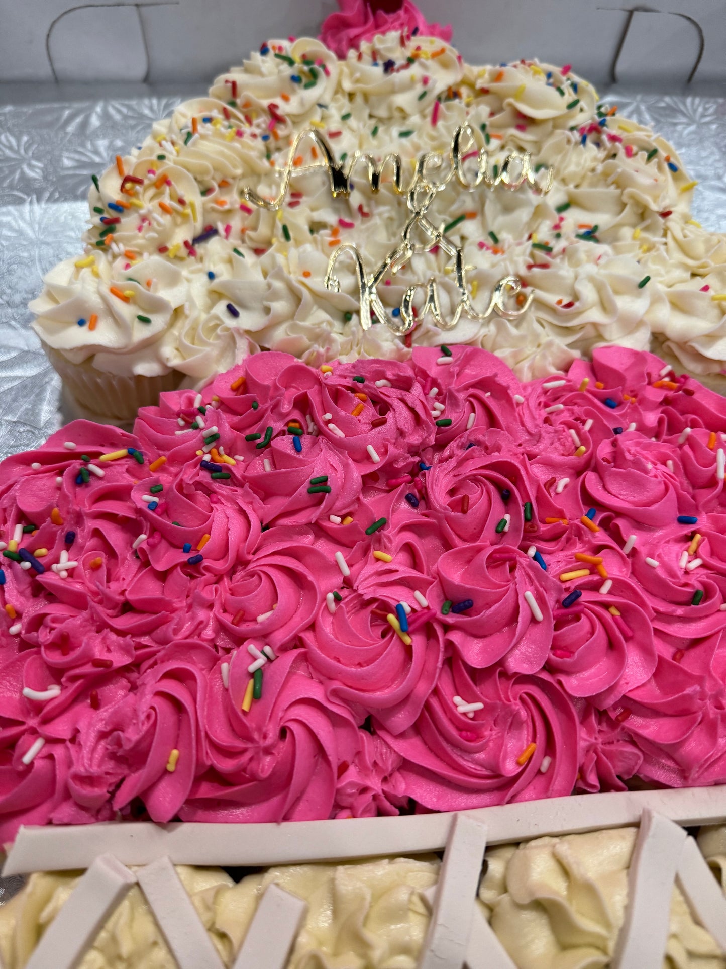 Ice cream Cupcake Cake