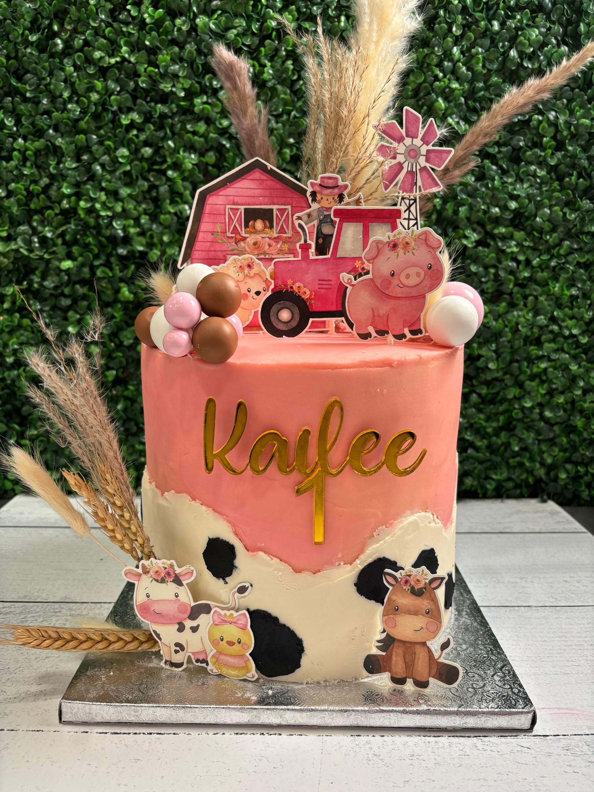 ranch dressing birthday cake Zaiden's First Rodeo Boots, bandanas & a whole lotta ONE Celebrating sweet Zaiden with this western inspired 1st birthday cake! From the cow print details, to the tiny cowboy boots
