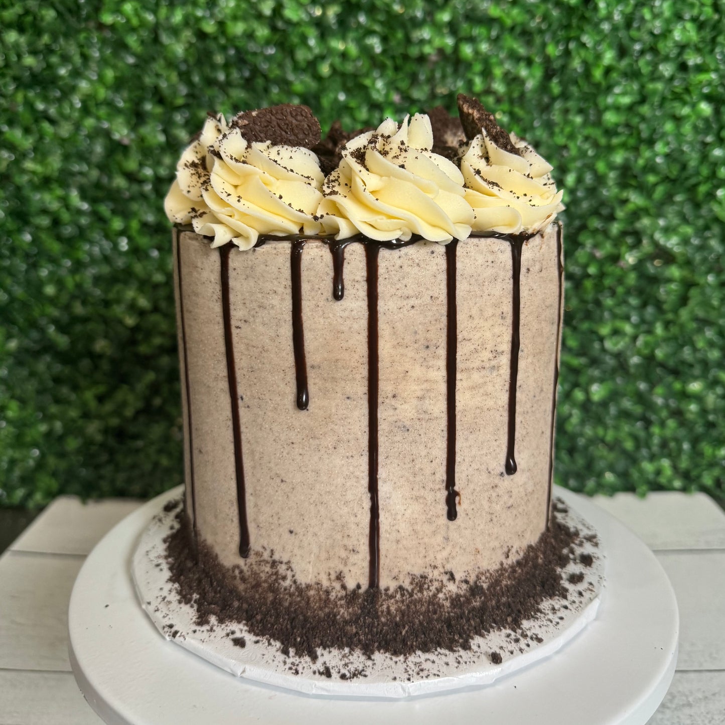 Cookies & Cream Dessert Cake