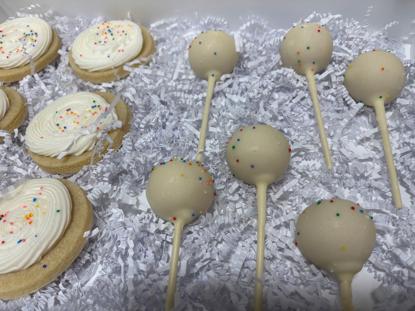 Cookie & Cake Pop Bundle