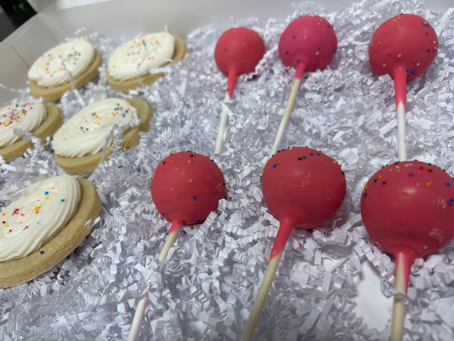 Cookie & Cake Pop Bundle