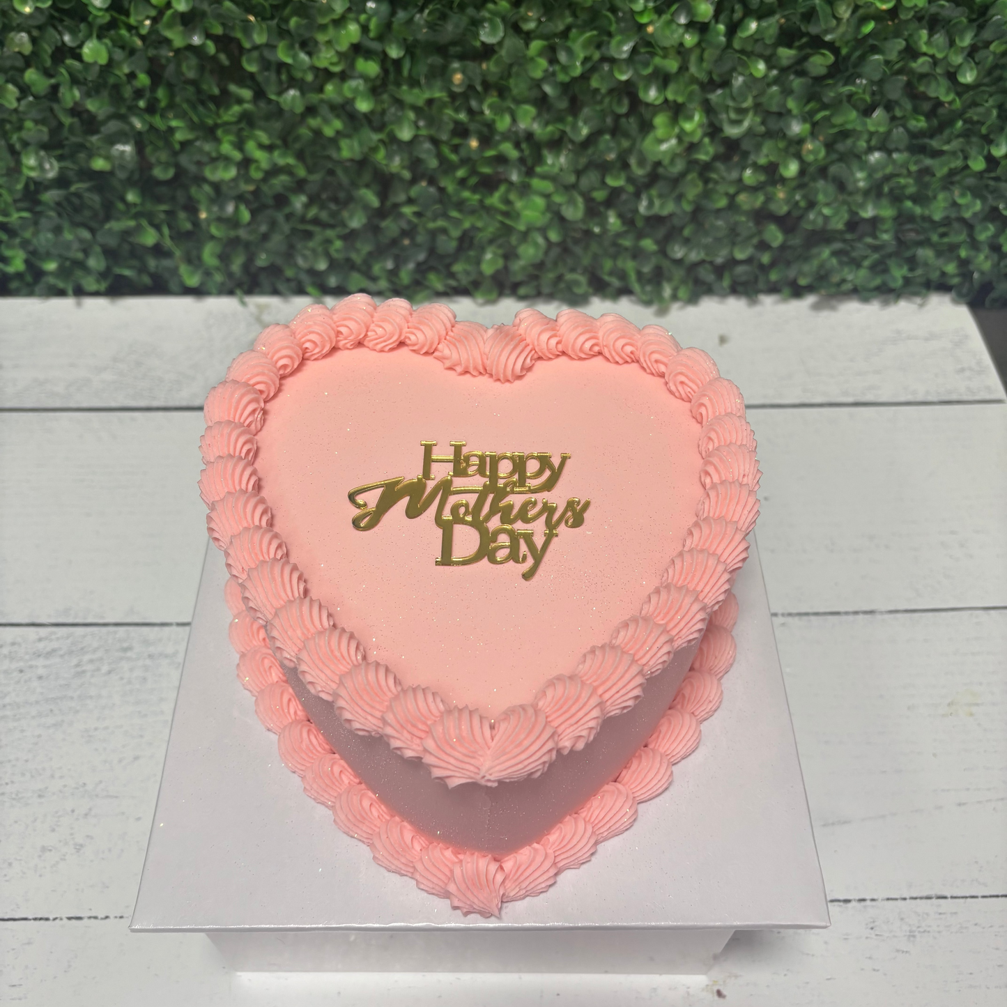 The Luxe Love Heart Cake