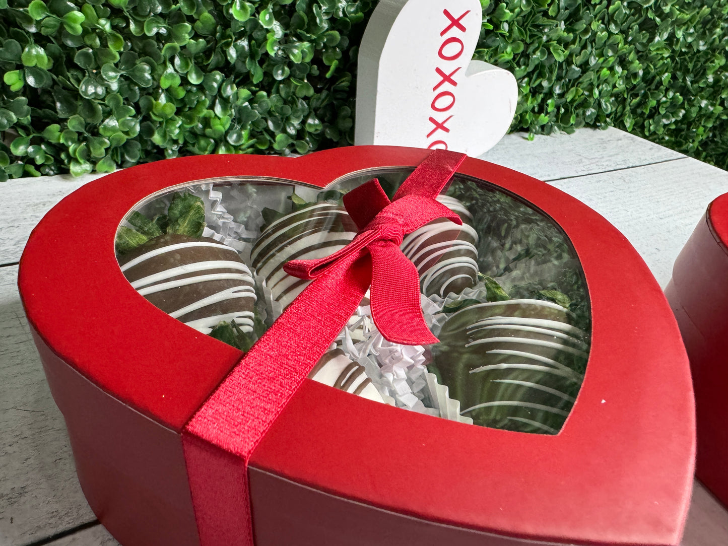 Chocolate Covered Strawberries Gift Box