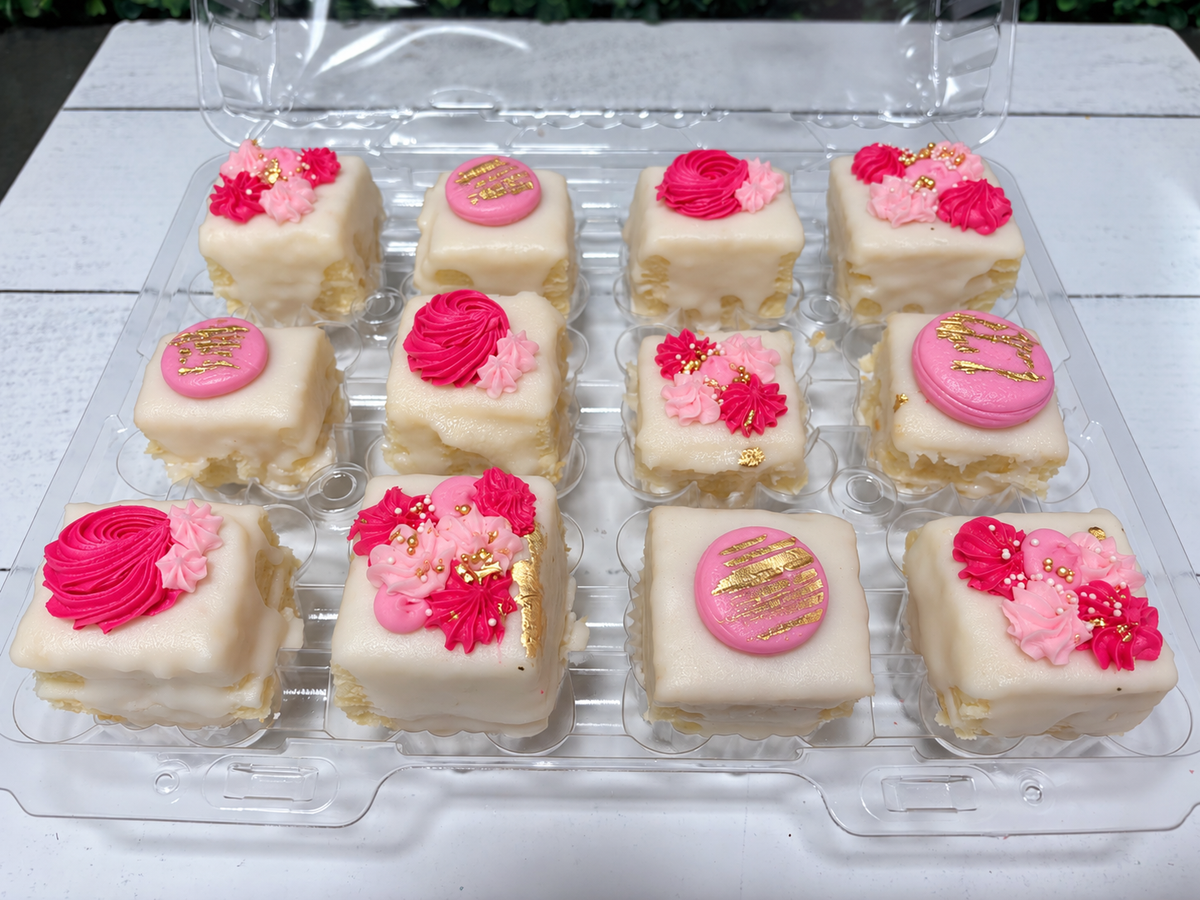 Petit Fours-Deluxe