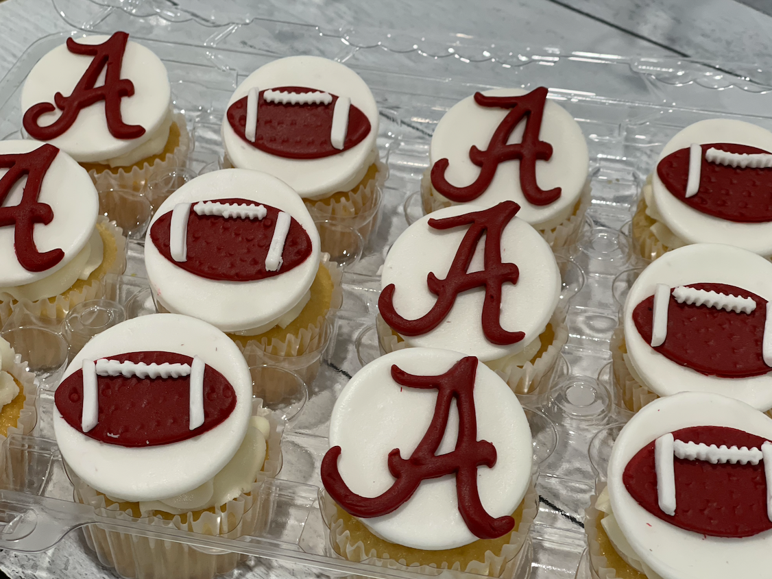 Amazon.com: Alabama Crimson Tide Cupcake Toppers (24 Pcs) University of  Alabama Party Supplies for Football, Birthday, Graduation Party Decorations  with Alabama Cupcake Toppers